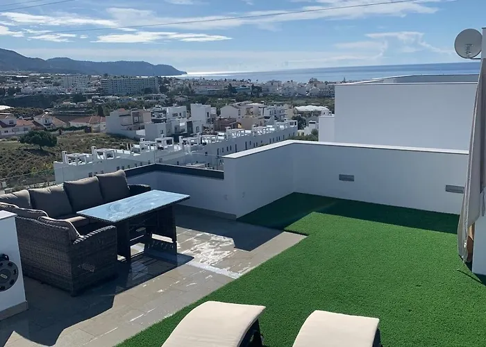 Exotic Private Pool *